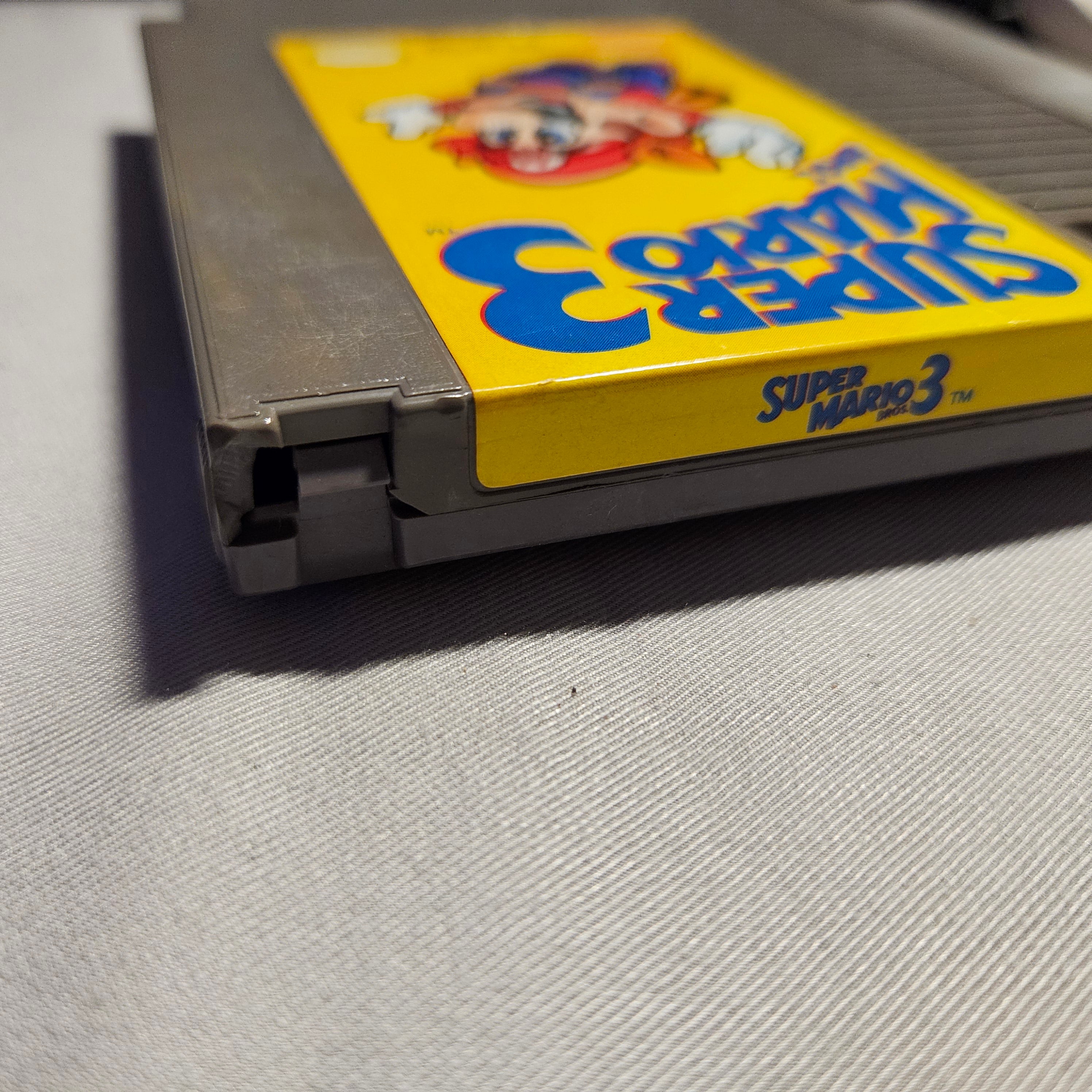 Super Mario Bros 3 (Left Bros) NES