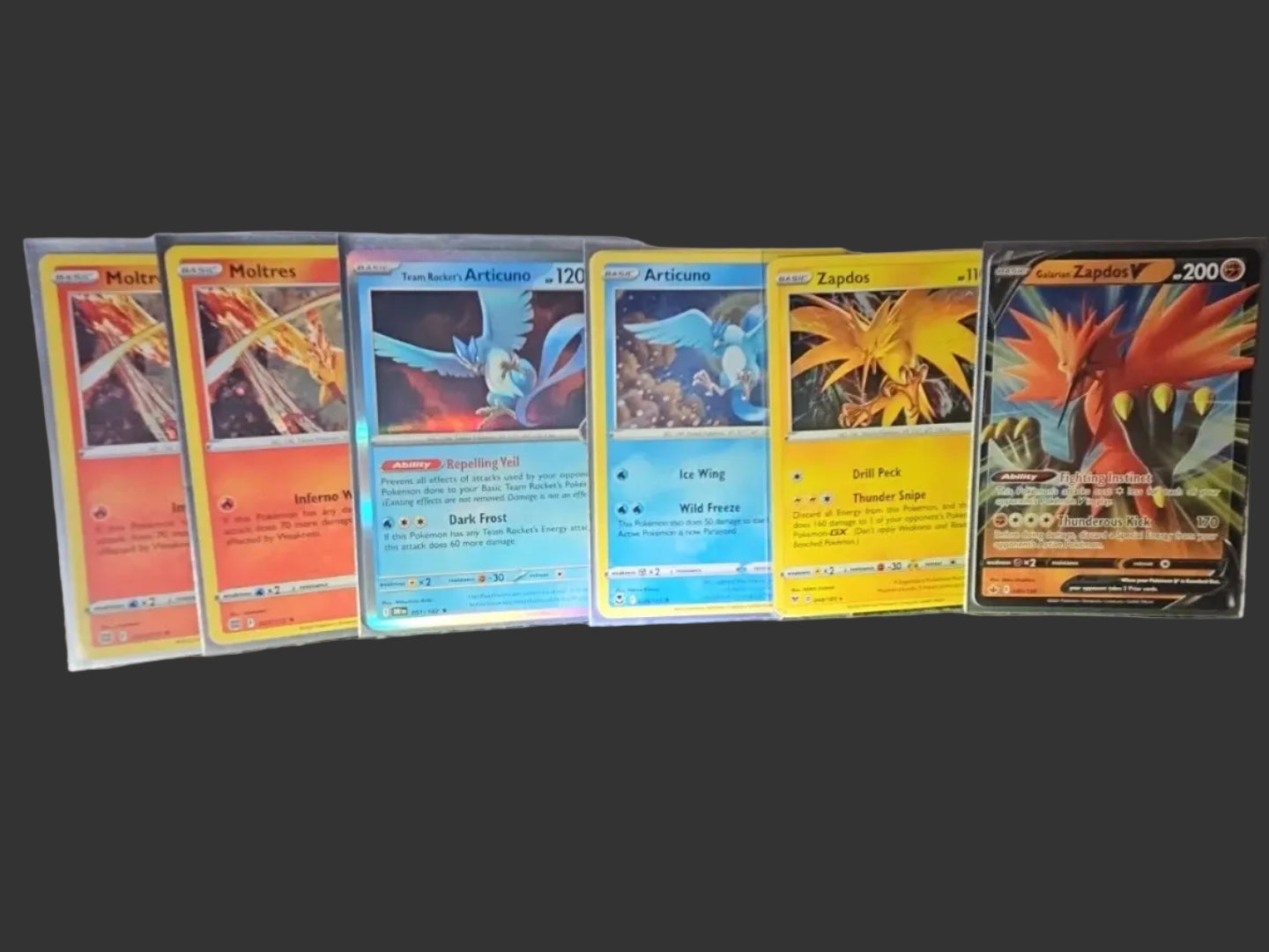 Pokemon Legendary Bird Bundle!! 7 Cards Near Mint!